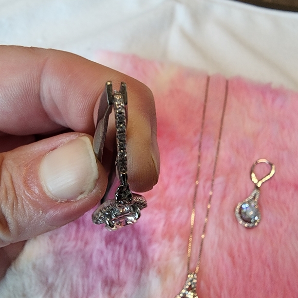 NWOT CZ Necklace and leverback drop earrings - Picture 8 of 12